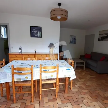 Maison Familiale Calme Pres De La Foret Et Plage A Sur Mer, 6 Pers, Wi-fi, Parking Prive - Fr-1-357-306 Ferienhaus